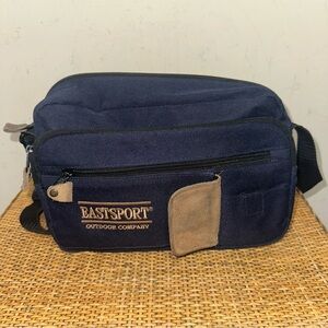 Vintage Eastport Navy Blue Shoulder Passport Travel Bag Satchel 5 Compartments